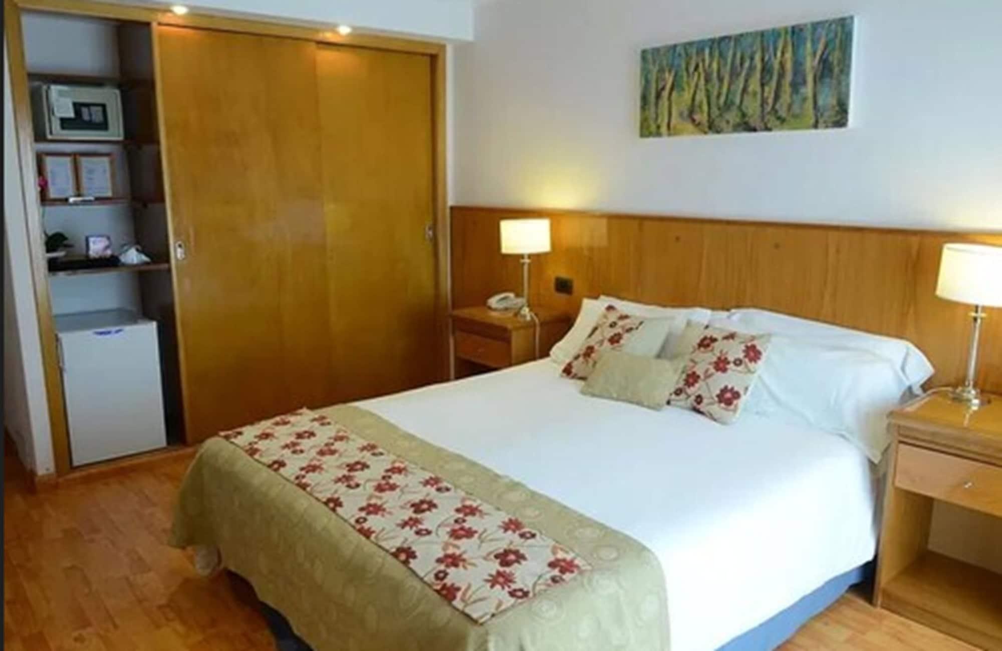 Ñikén Hotel Spa&Business Center Necochea Extérieur photo