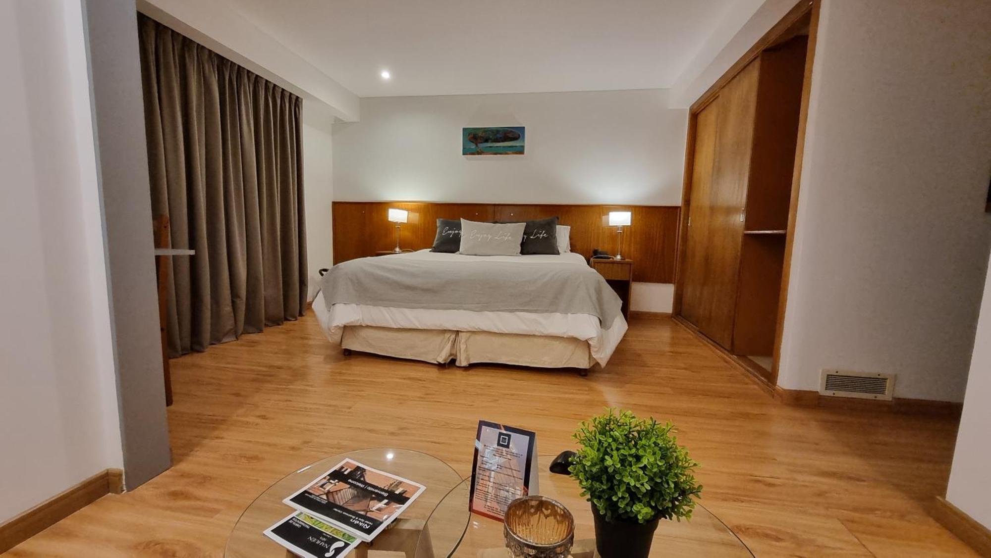 Ñikén Hotel Spa&Business Center Necochea Extérieur photo